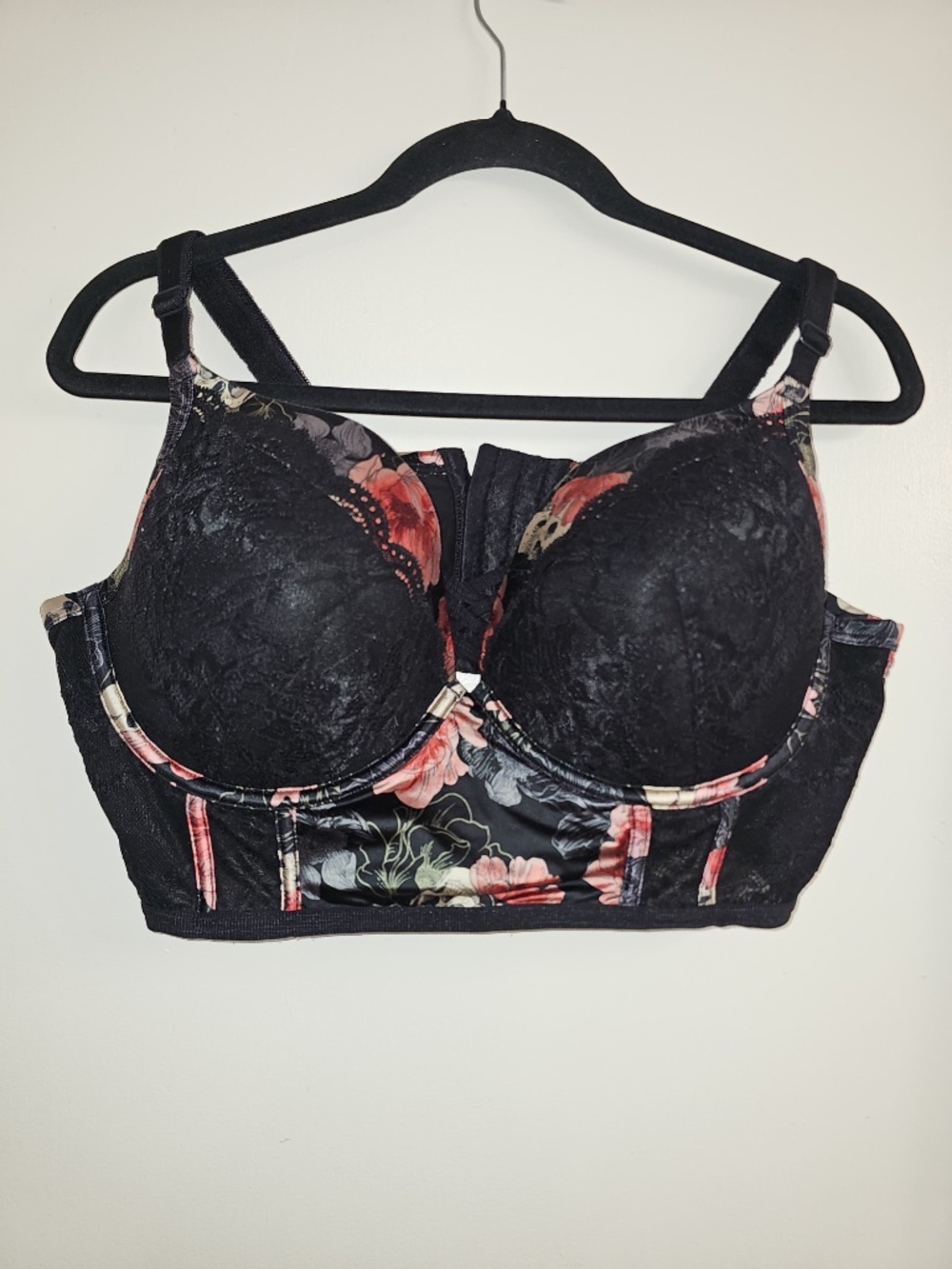 Torrid Black Floral & Lace Bustier Bra - (Missing One Hook)